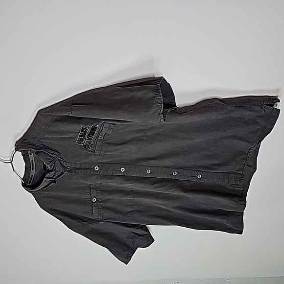 Harley Davidson XL gray short sleeve button down shirt - Picture 2 of 6